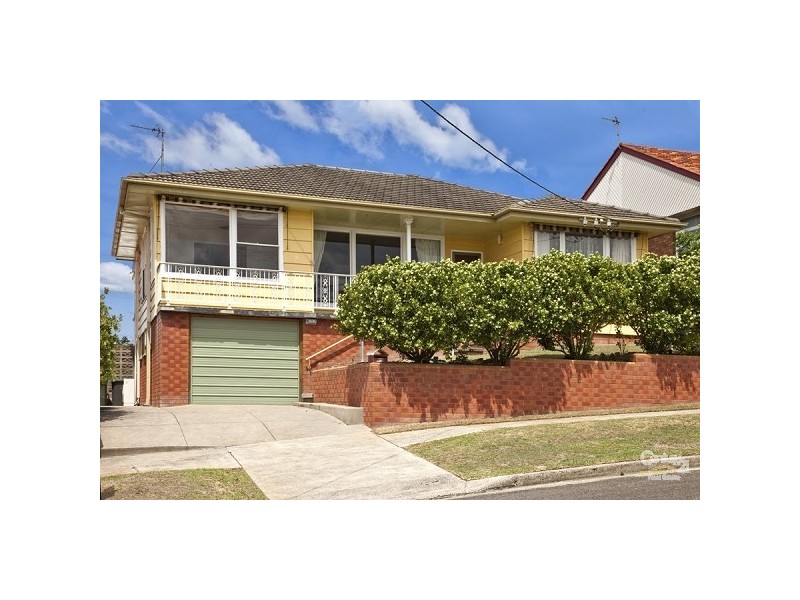 11 Woodward Street, Merewether NSW 2291