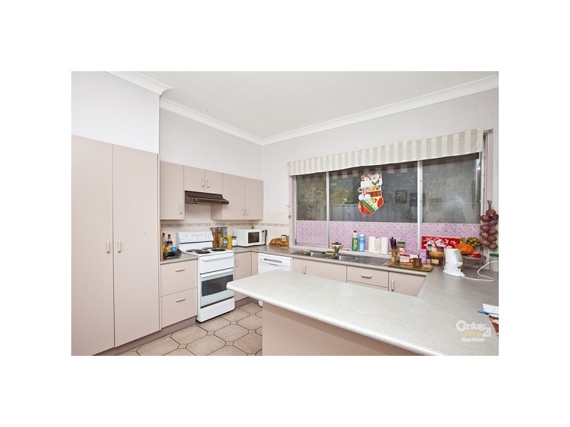 7 Woods Street, Redhead NSW 2290