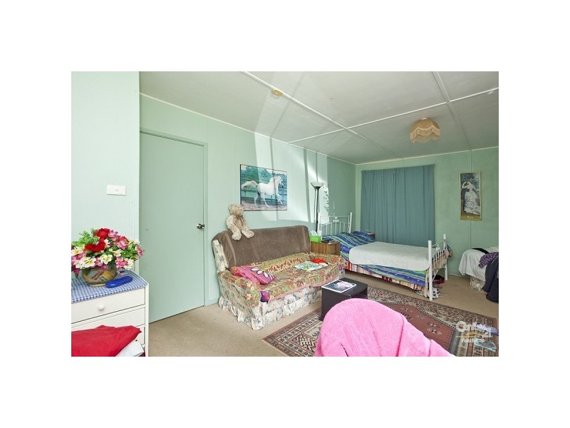 7 Woods Street, Redhead NSW 2290