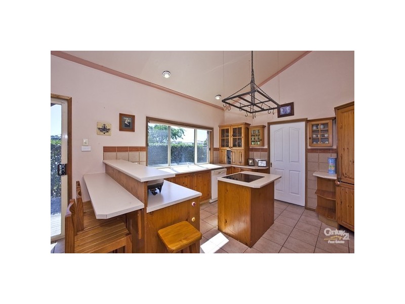 41 Cain Street, Redhead NSW 2290