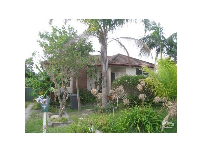 1 Blackbutt Parade, Kotara South NSW 2289