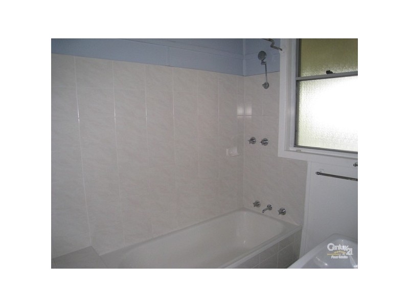 1 Blackbutt Parade, Kotara South NSW 2289