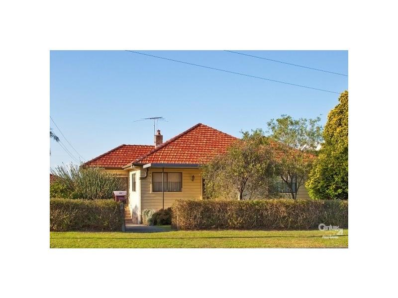 21 Irvine Street, Garden Suburb NSW 2289