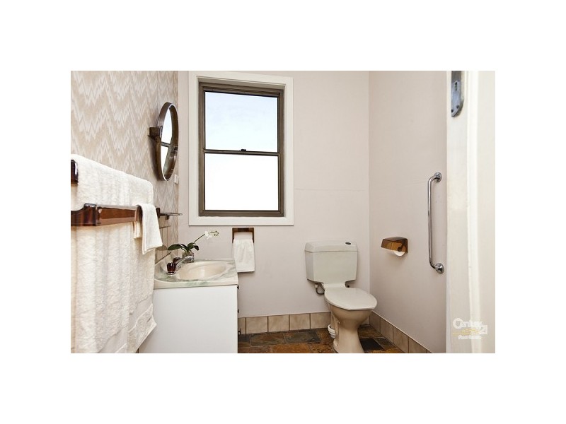 21 Irvine Street, Garden Suburb NSW 2289