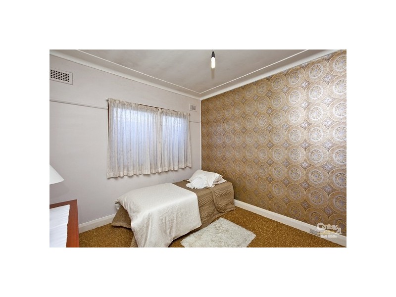 21 Irvine Street, Garden Suburb NSW 2289