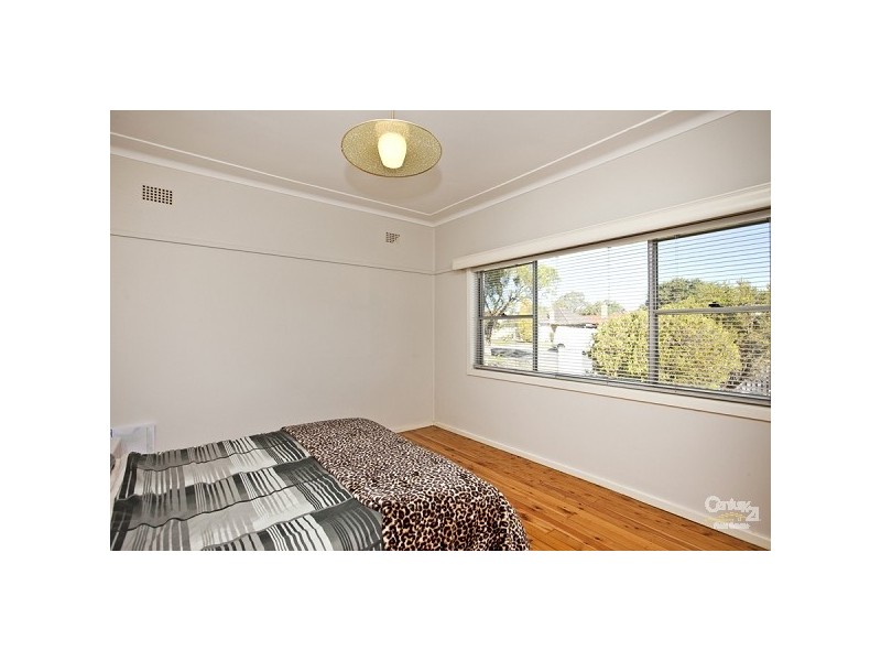 34 Bardia Road, Shortland NSW 2307