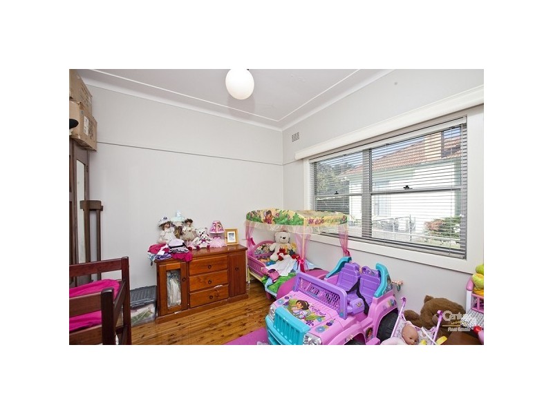 34 Bardia Road, Shortland NSW 2307