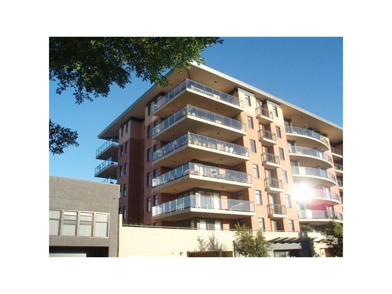 605/4 Ravenshaw Street, Newcastle West NSW 2302