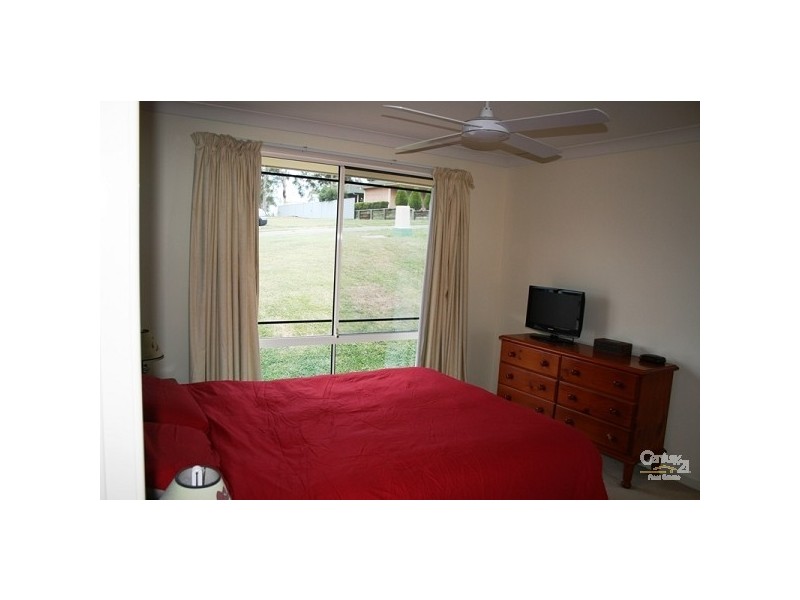 12 Nursery Grove, Mount Hutton NSW 2290