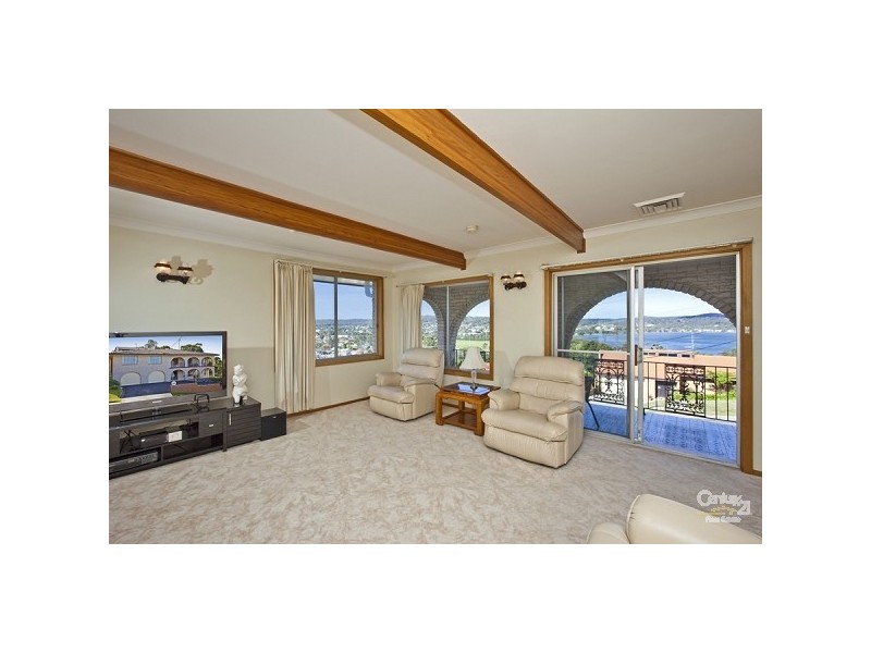 25 Thompson Road, Speers Point NSW 2284