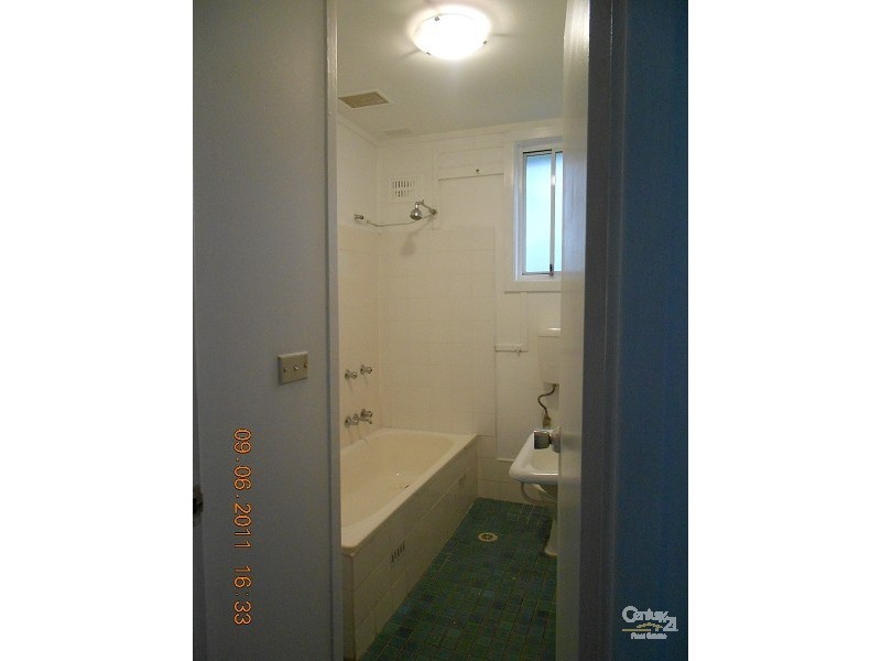 10 Teak Street, Gateshead NSW 2290