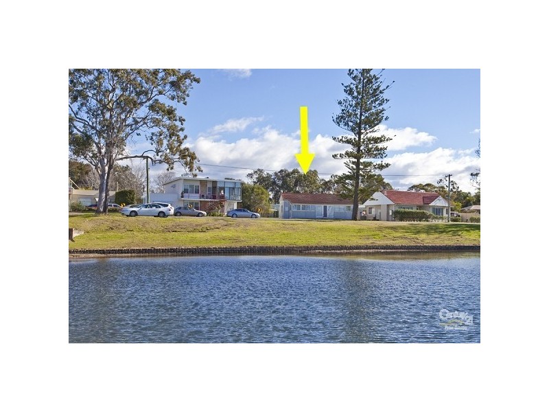 11 George Street, Marmong Point NSW 2284