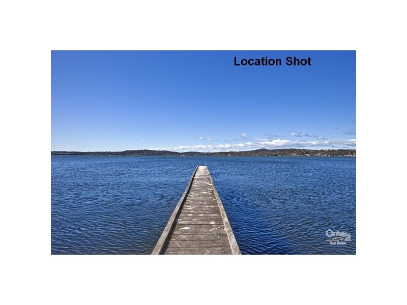 11 George Street, Marmong Point NSW 2284