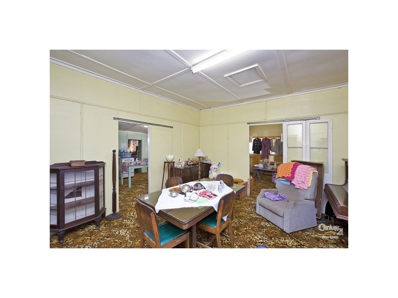 11 George Street, Marmong Point NSW 2284