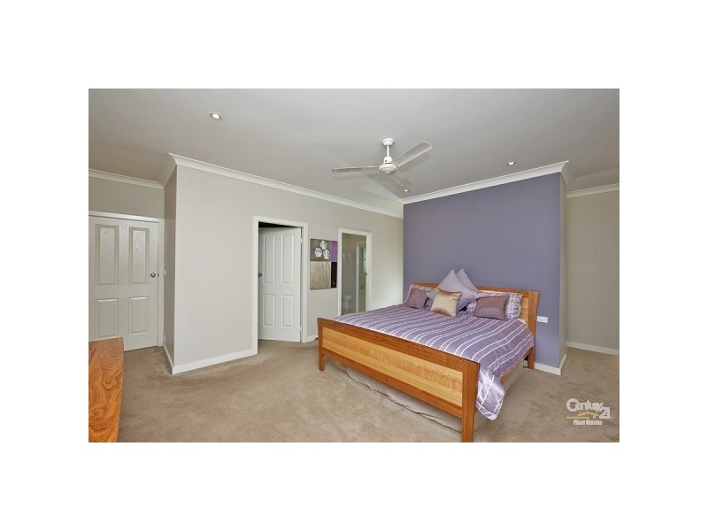 10 Darjamur Close, Tingira Heights NSW 2290