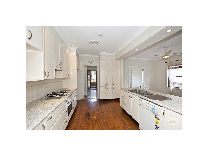 32 Norris Street, Mayfield West NSW 2304