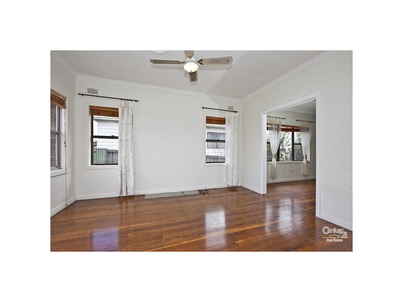 32 Norris Street, Mayfield West NSW 2304