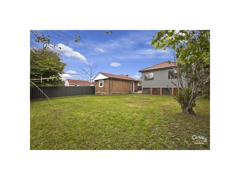 32 Norris Street, Mayfield West NSW 2304