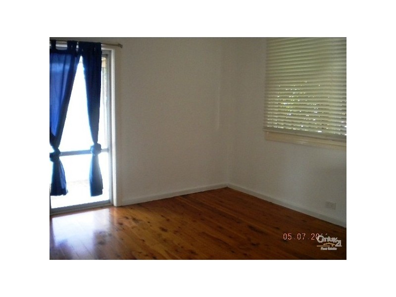 10 Glad Gunson Drive, Eleebana NSW 2282