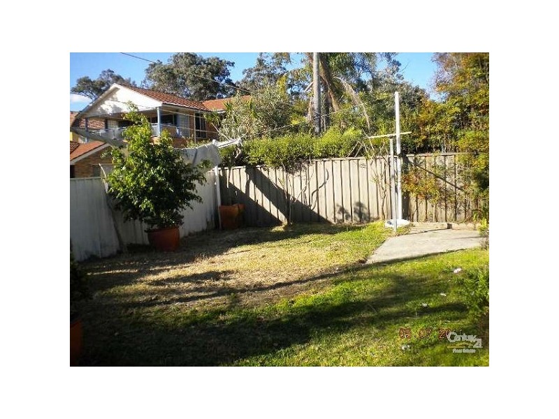 10 Glad Gunson Drive, Eleebana NSW 2282