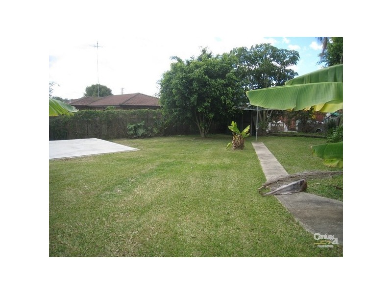 1 Blackbutt Parade, Kotara NSW 2289
