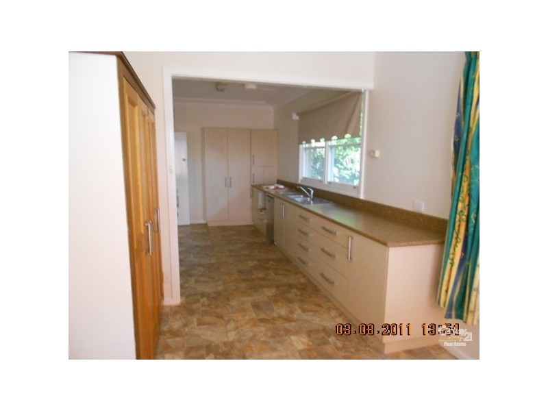 23 Garden Grove Parade, Adamstown Heights NSW 2289