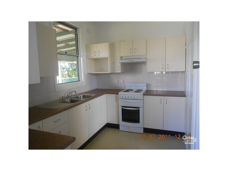 1 Blackbutt Parade, Kotara NSW 2289