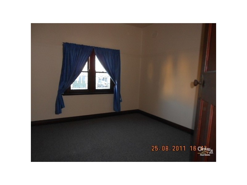 1/4 Section Street, Mayfield NSW 2304