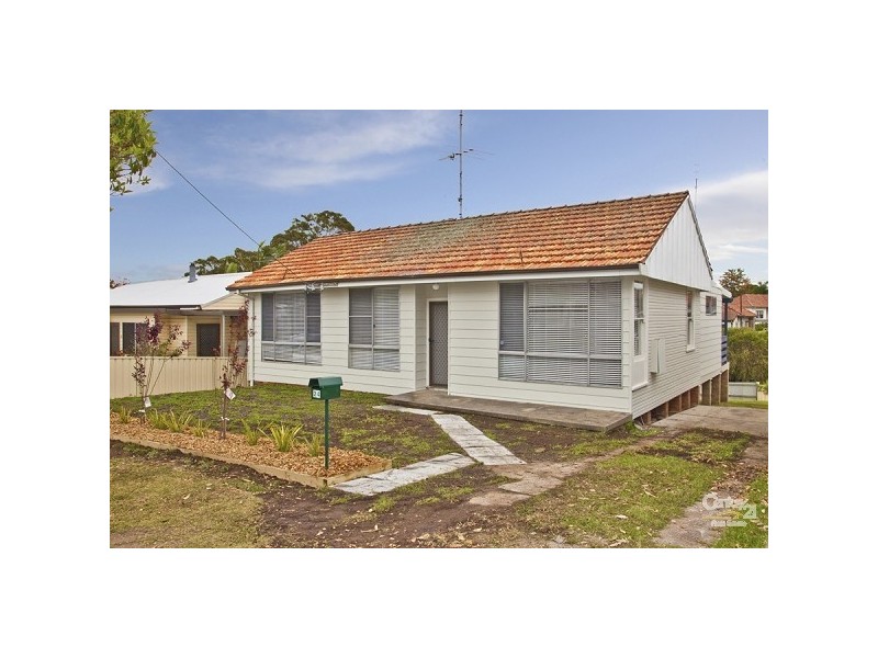 24 Derna Road, Shortland NSW 2307