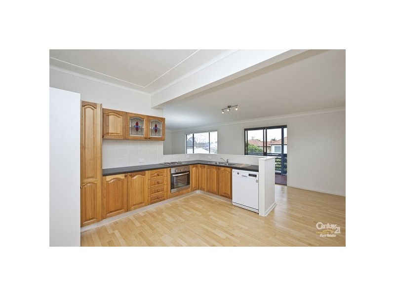 24 Derna Road, Shortland NSW 2307