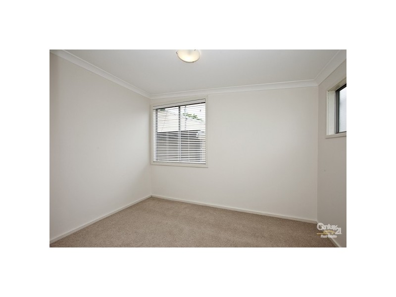 24 Derna Road, Shortland NSW 2307