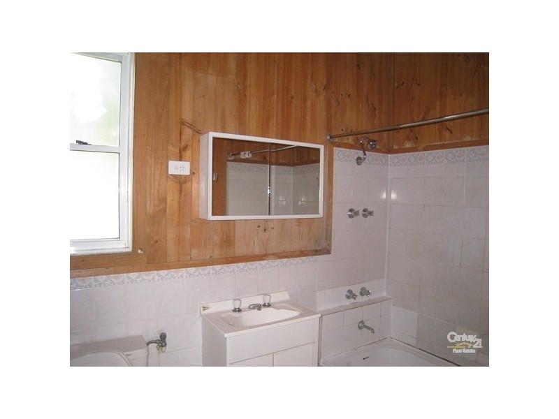 33 James Street, Windale NSW 2306