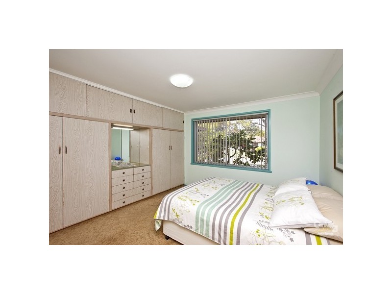 2 Mullard Close, Shortland NSW 2307