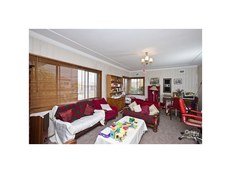 12 Fay Avenue, New Lambton NSW 2305