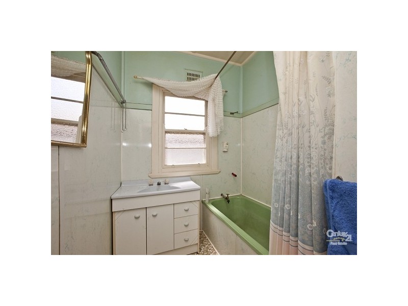 6 Wakal Street, Charlestown NSW 2290