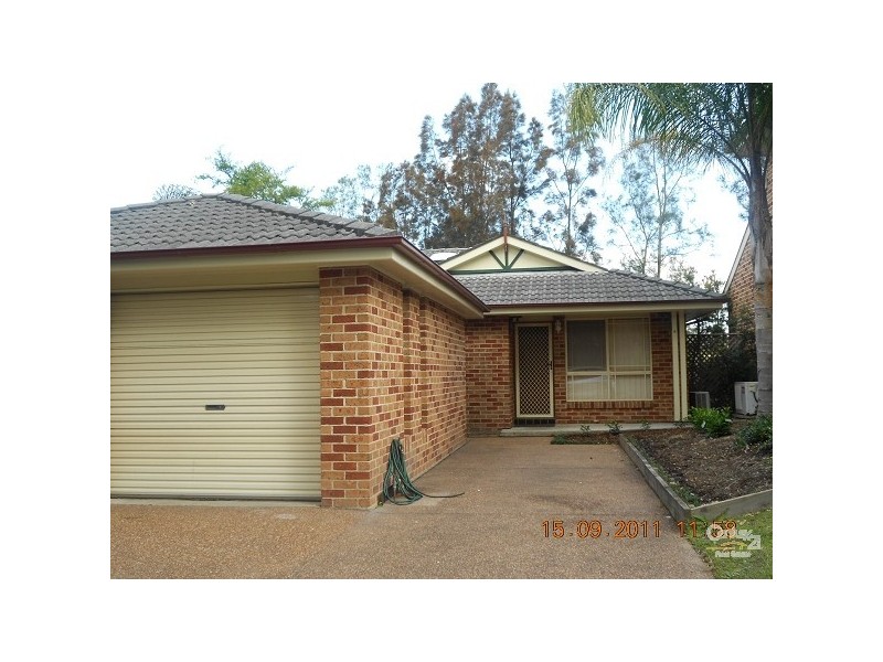 8/1 Derwent Crescent, Lakelands NSW 2282