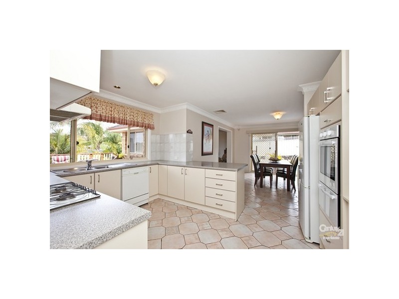 7 Broughton Way, Lakelands NSW 2282