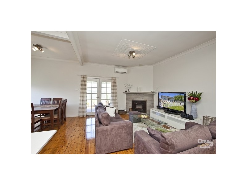 5 Teralba Road, Broadmeadow NSW 2292