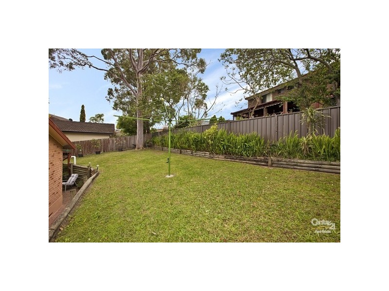 15 Rothbury Street, Eleebana NSW 2282