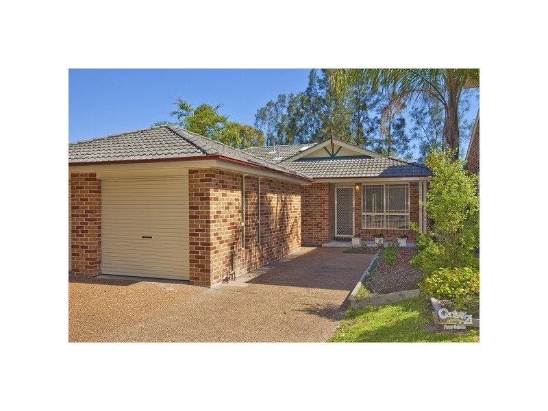 8/1 Derwent Crescent, Lakelands NSW 2282