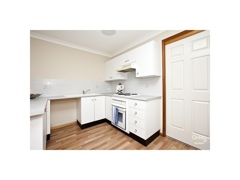 8/1 Derwent Crescent, Lakelands NSW 2282