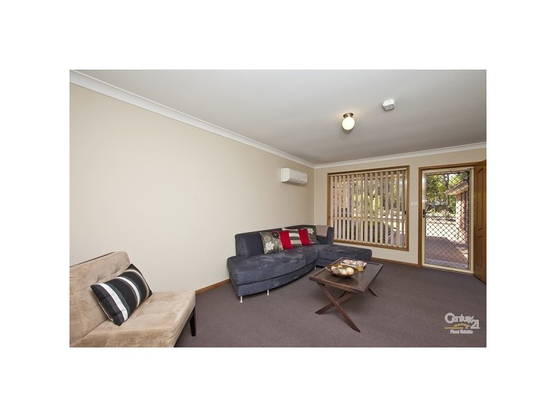 8/1 Derwent Crescent, Lakelands NSW 2282
