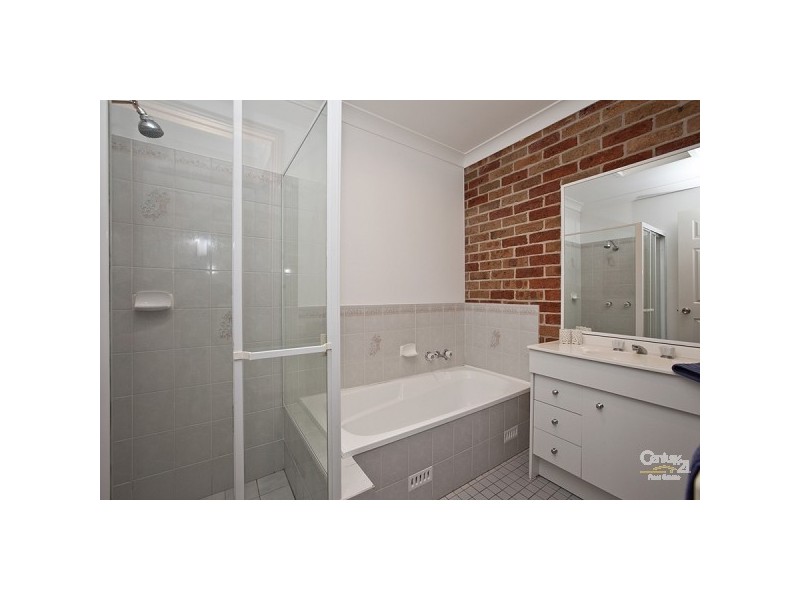 8/1 Derwent Crescent, Lakelands NSW 2282