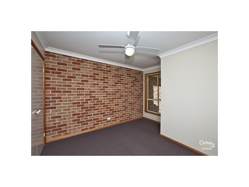 8/1 Derwent Crescent, Lakelands NSW 2282