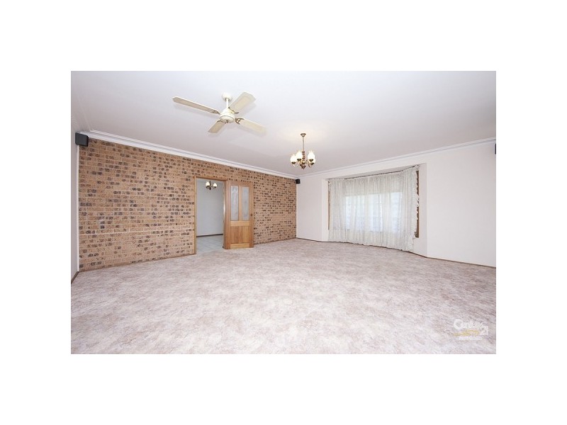 15 Alpha Close, Eleebana NSW 2282