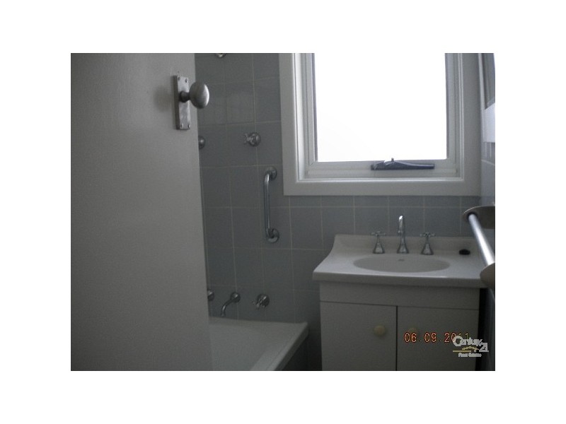 25 Elizabeth Street, Floraville NSW 2280