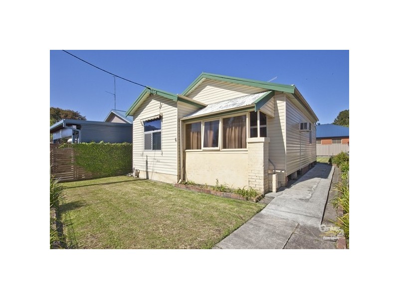 7 Ninth Street, Adamstown NSW 2289