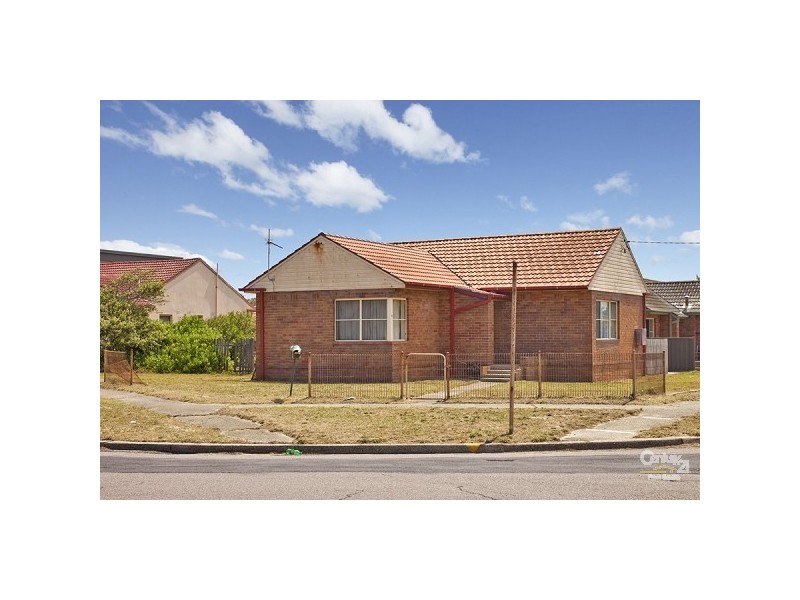 13 Griffith Avenue, Stockton NSW 2295