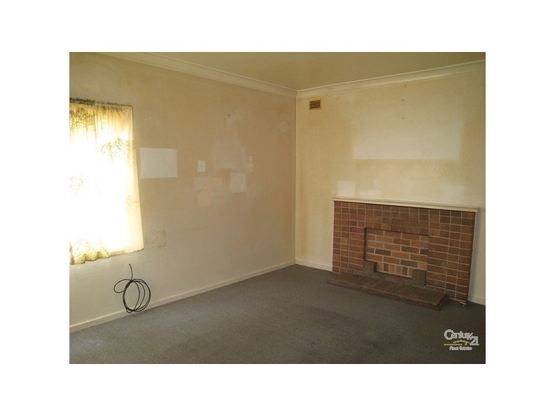 13 Griffith Avenue, Stockton NSW 2295