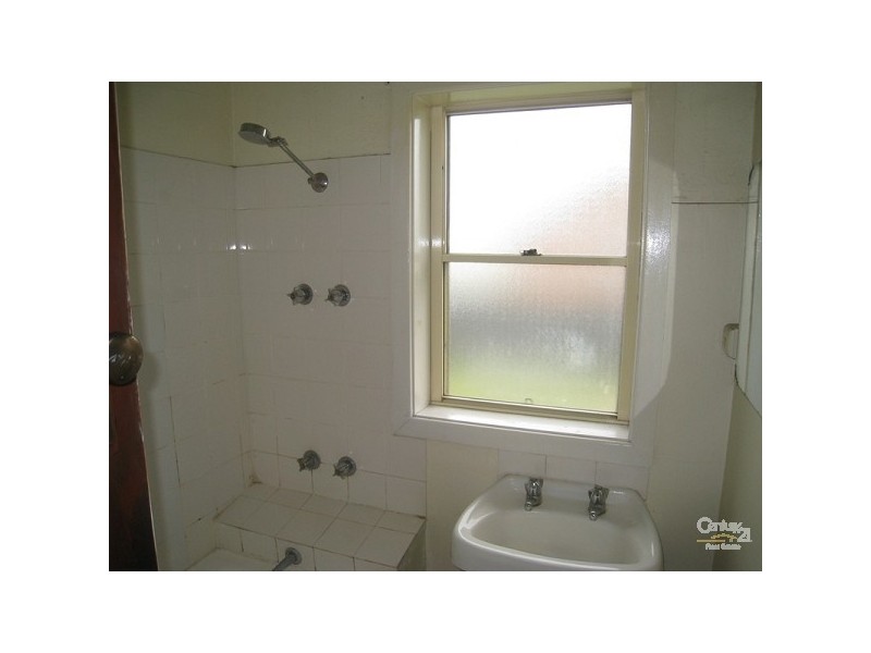 13 Griffith Avenue, Stockton NSW 2295